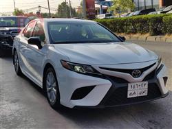 تۆیۆتا کامری